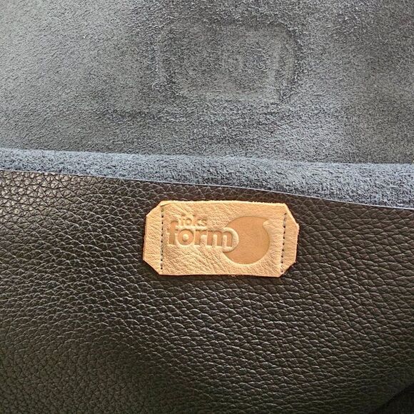 EUC LIKE NEW FOKS FORM BLACK SOFT GENUINE LEATHER TOTE LARGE - Picture 12 of 16